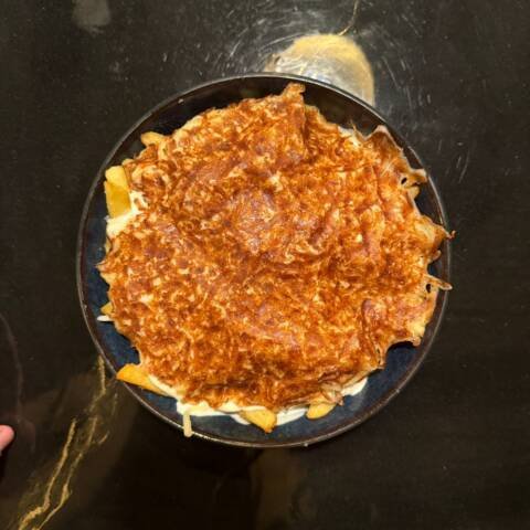 51. FRENCH FRIES W/CHEESE Small 1,490 kr. - Big 1,690 kr.